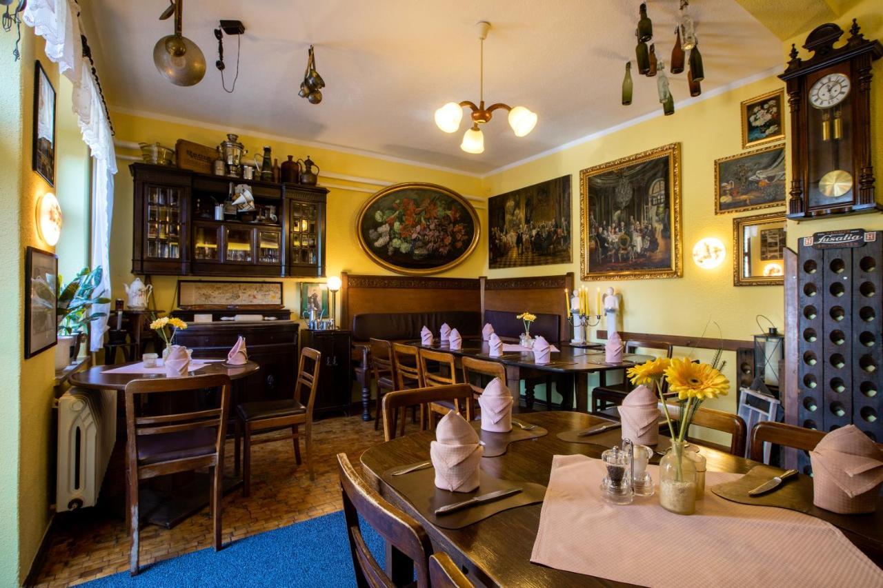 Hotel Brueckenschaenke Sebnitz Bagian luar foto