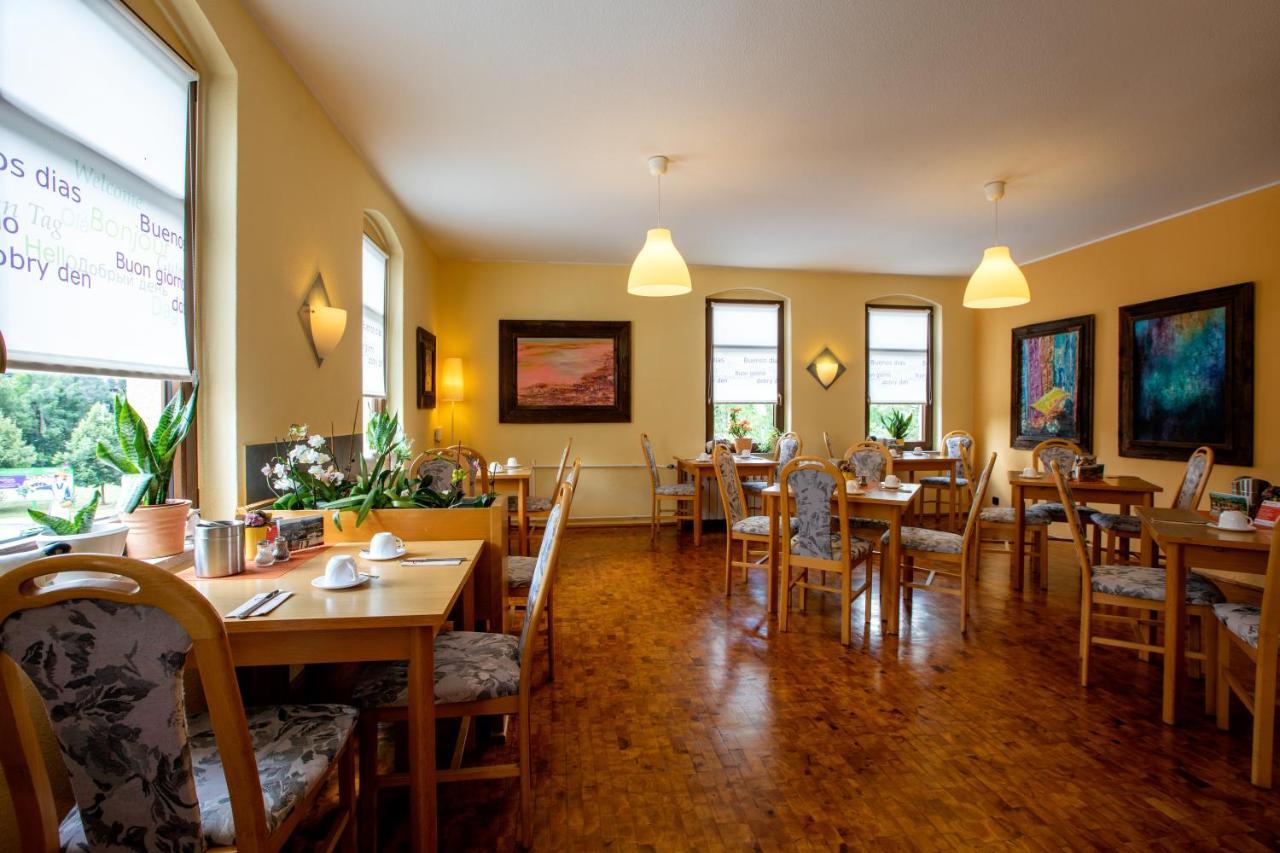 Hotel Brueckenschaenke Sebnitz Bagian luar foto